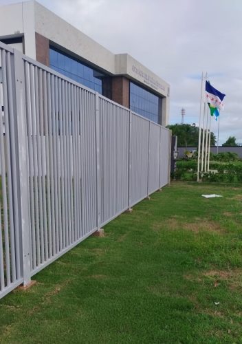 CERCA EM FIBRA DE VIDRO